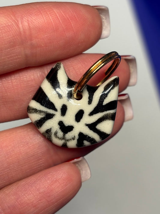 Charms zeberkowy kotek