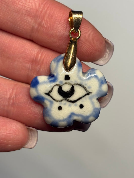 Charms niebieski kwiatek