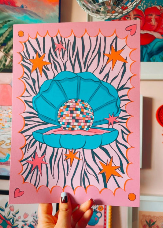 Różowa Muszla Disco Kusik Illustration