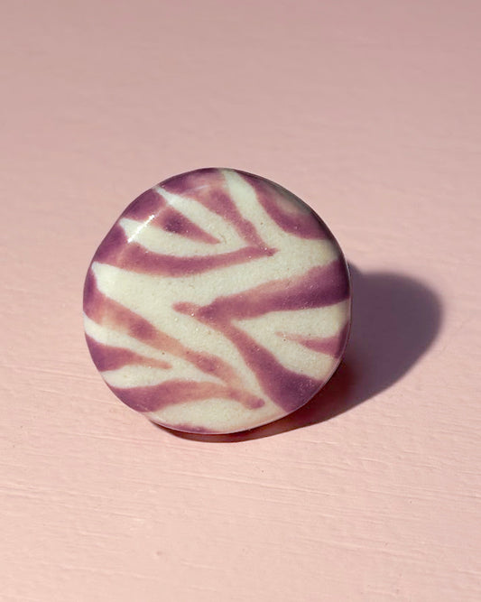 Pierścionek ceramiczny zeberka lawenda